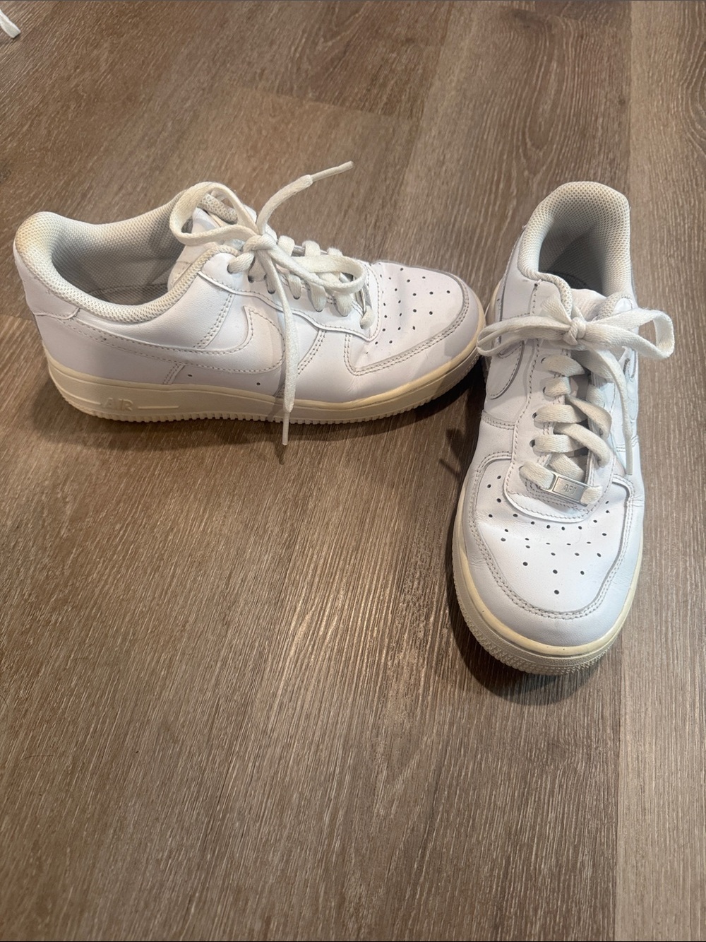 Nike Kids White Leather Sneakers with Cream Sole